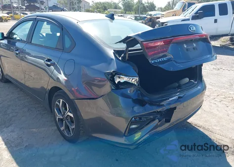 2020 Kia Forte Lxs из США, поврежденный, VIN 3KPF24AD6LE210790